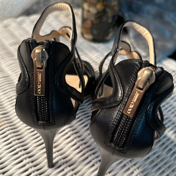 GORGEOUS JIMMY CHOO “LESLIE” STRAPPY BLACK HEELS. Size 38 (approx 8 US). EUC. - Picture 5 of 10